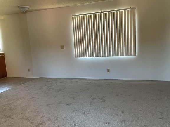 3rd image of 14118 Cordary Ave #42