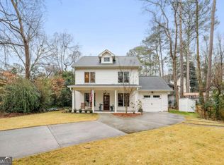 2736 Defoors Ferry Rd NW, Atlanta, GA 30318
