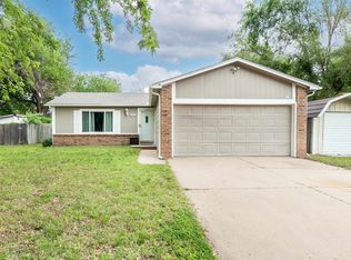 416 E Maywood St, Wichita, KS 67216