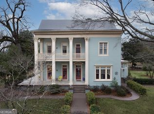 26 Magnolia St, Grantville, GA 30220