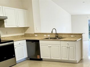 10743 Robinson St, Fort Myers, FL 33908