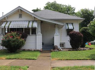 316 N Jackson St, Clinton, IL 61727