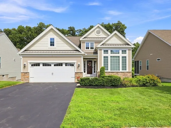 38 Sequoia Dr #38, Methuen, MA 01844