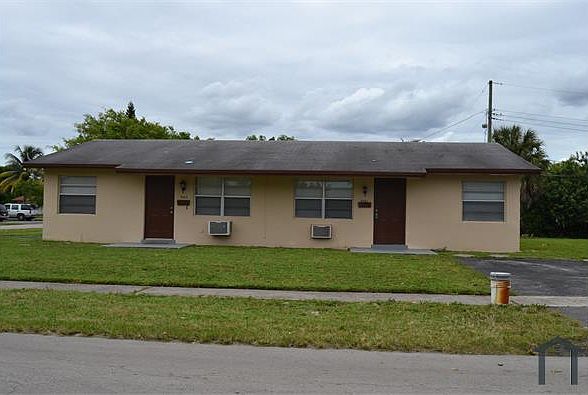 1st image of 5425 NW 15th Ct #5425