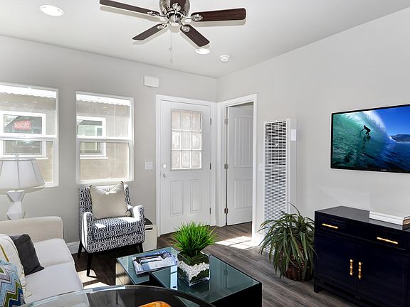 5th image of 125 39th Street # Top Floor