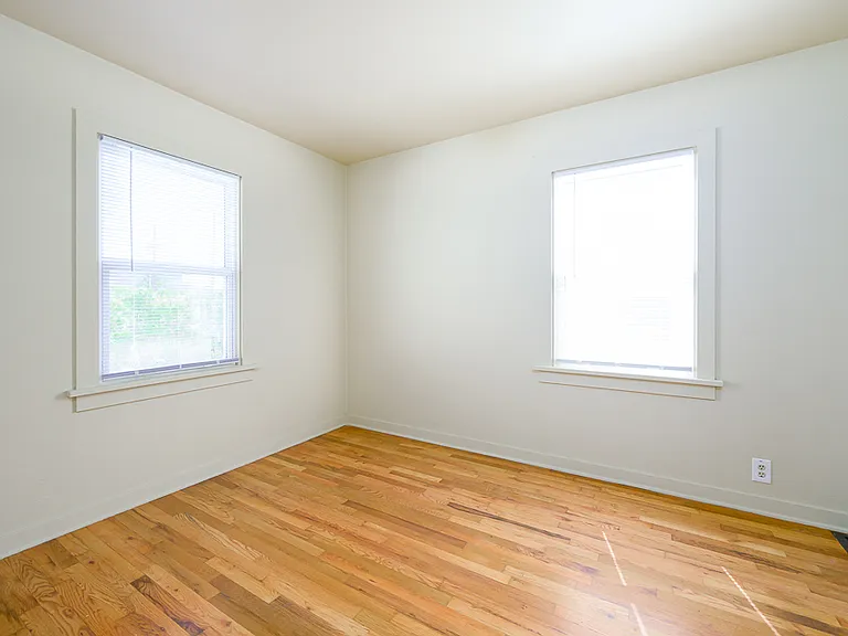 408 11th Ave S #408 — Photo 2