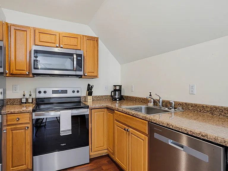 23630 Town Creek Dr — Photo 8