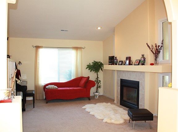 4th image of 2609 Ficus Dr