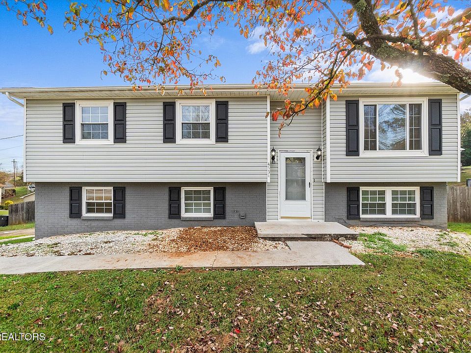 1st image of 4334 W Scarlett Ln