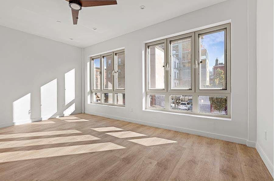 1st image of 181 Lexington Ave #2