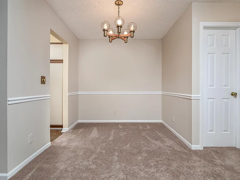 110 Heywood Rd #2D — Photo 8