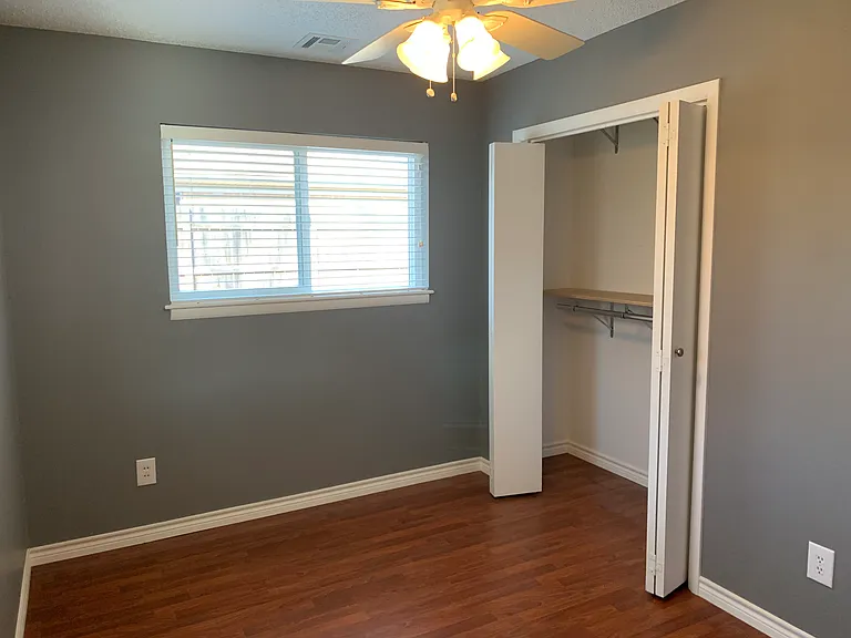 1305 Lockheed St — Photo 14