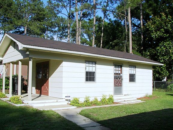 Wired Work Shop With Bath