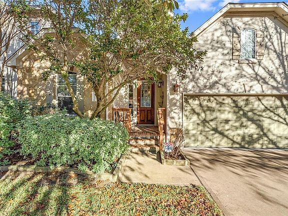 4th image of 15133 Glen Echo Dr