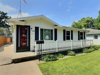 1017 Pierce Ave, Oshkosh, WI, 54902