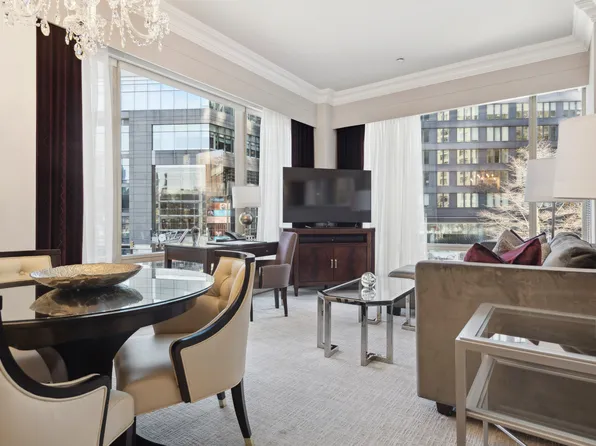 1 Central Park West image 3 of 8