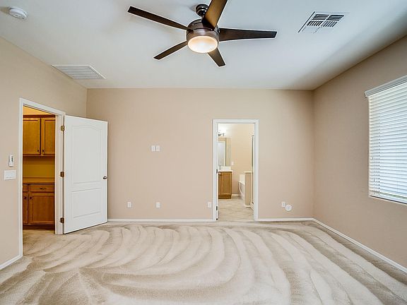 4th image of 5802 S 55th Ln
