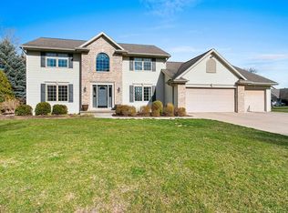 2925 Foxford Dr, Green Bay, WI 54313