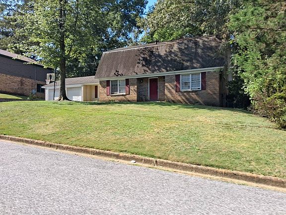 2nd image of 4517 Magnolia Ln