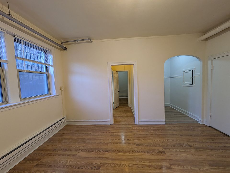 1st image of 2504 N Spaulding Ave #2536-106