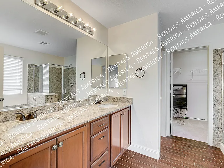 10732 Mystic Shore Ave — Photo 9
