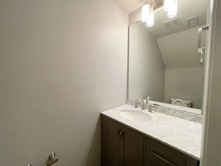 2947 Castleberry Ct — Photo 4