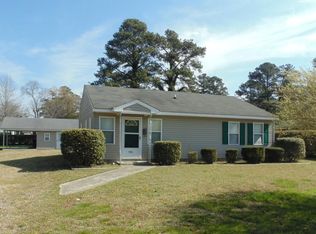 702 1st St W, Ahoskie, NC 27910