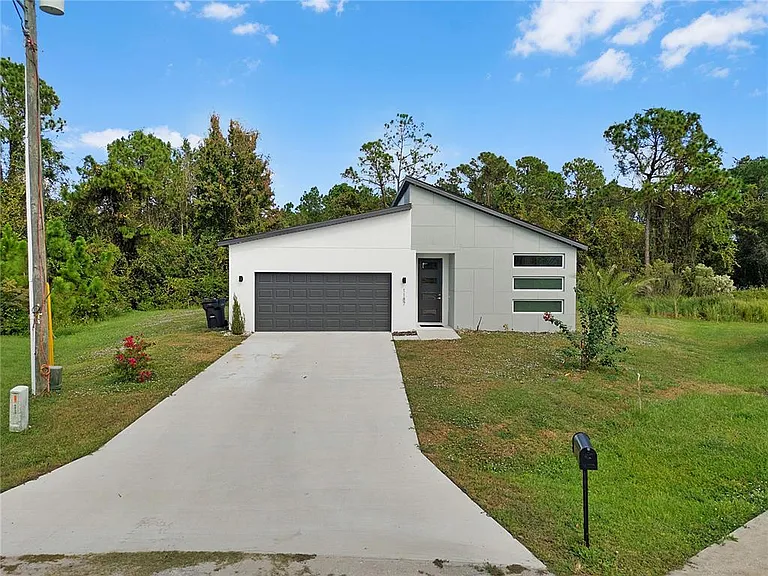 1187 N Platte Ln — Photo 2