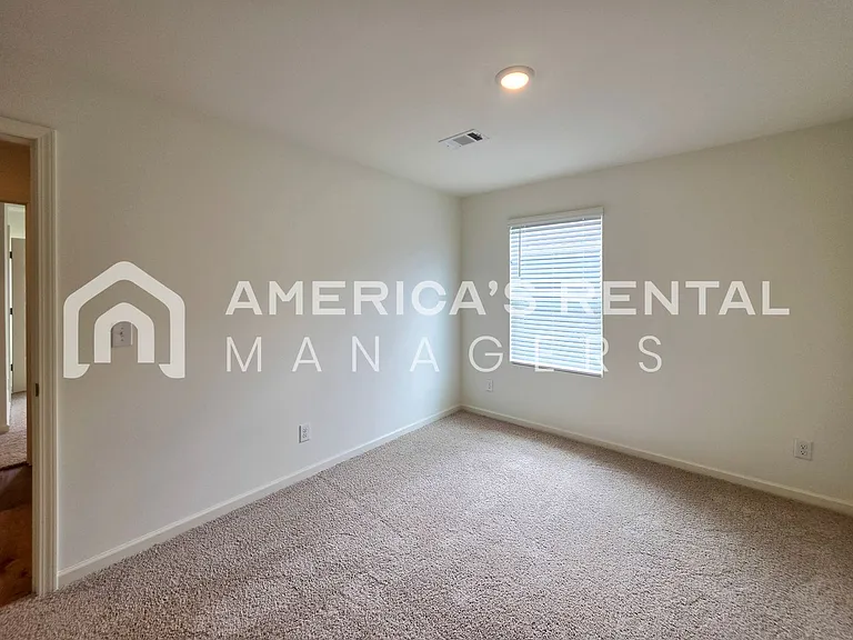 9314 Parkway Gardens Loop — Photo 20