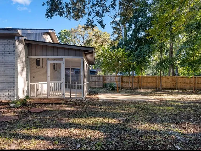 1115 S Shadow Dr — Photo 14