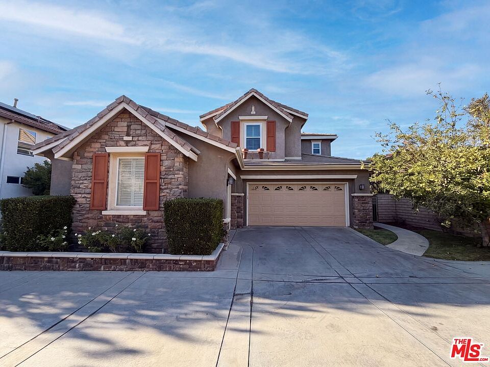 1st image of 25701 Chestnut Way