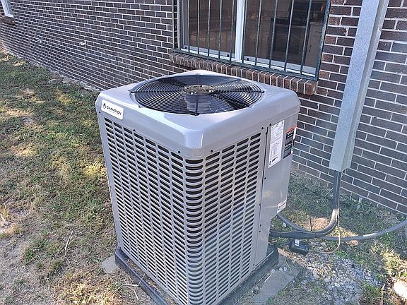 3rd image of 69 Caprice Ct