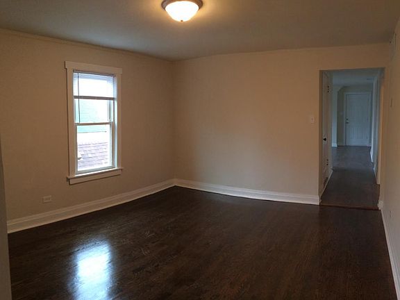 3rd image of 3144 N Monticello Ave #3