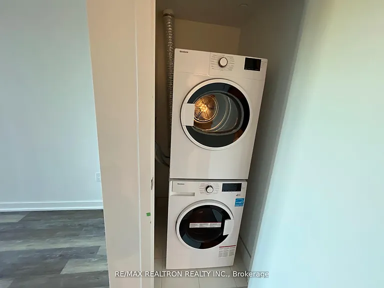 250 Lawrence Ave W #401 — Photo 14