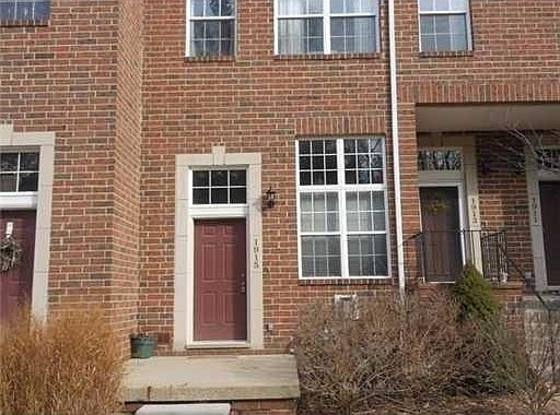 1st image of 1915 Lindsay Ln