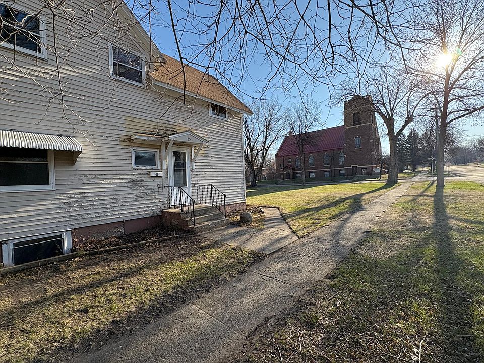 2nd image of 35 W Rooney Ave