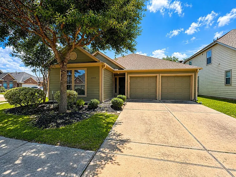 12018 Grace Hall Dr — Photo 1