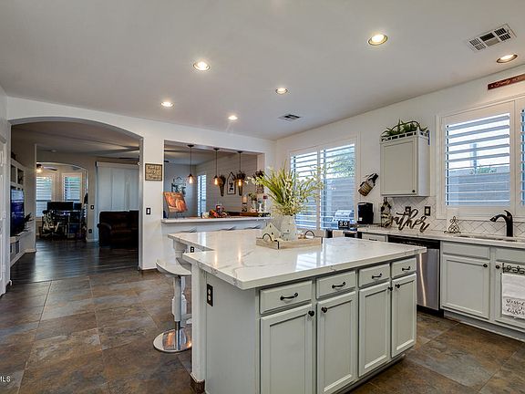 4th image of 20492 N 90th Ln