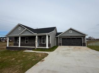 110 Queens Dr, East Bernstadt, KY 40729