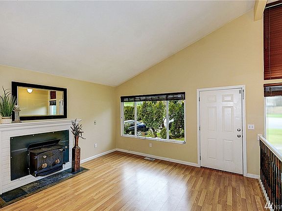 4th image of 29856 42nd Ave S