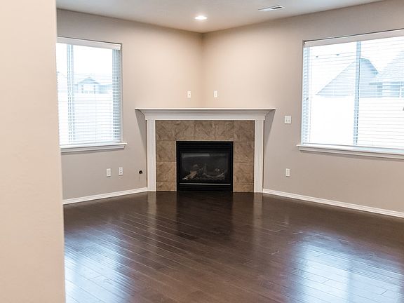 5th image of 224 Dublin St