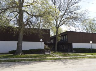 104 S 8th St APT 7, Clear Lake, IA 50428