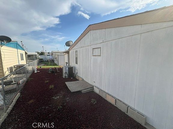 5th image of 601 N Kirby St Space 452