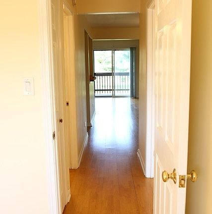 5th image of 514 E Spruce Dr APT 2B