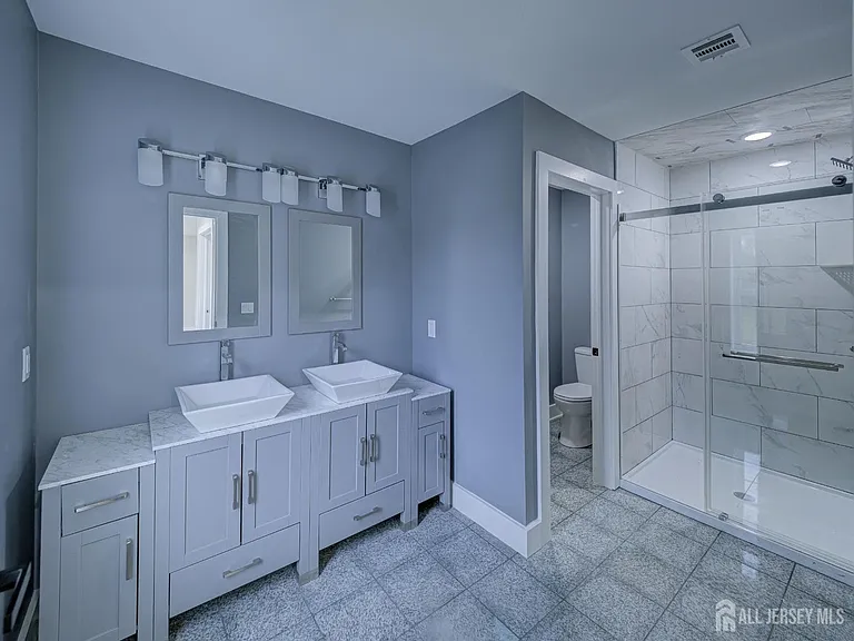 8 Travers Ave #1 — Photo 12
