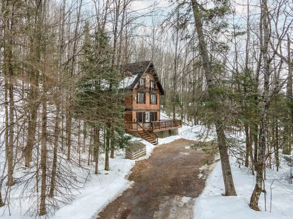 104 Sleepy Hollow Way, Iron River, MI 49935