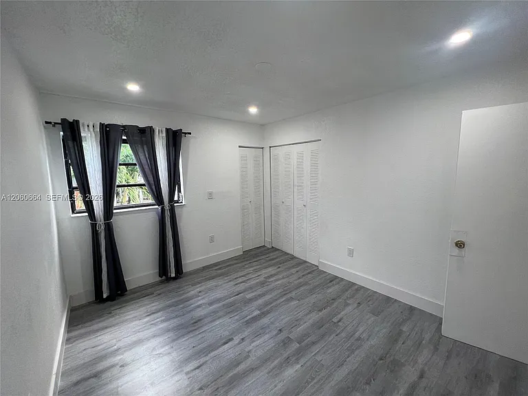 1901 NW South River Dr #35C — Photo 17