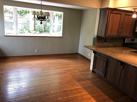 5th image of 3707 Hamilton Way