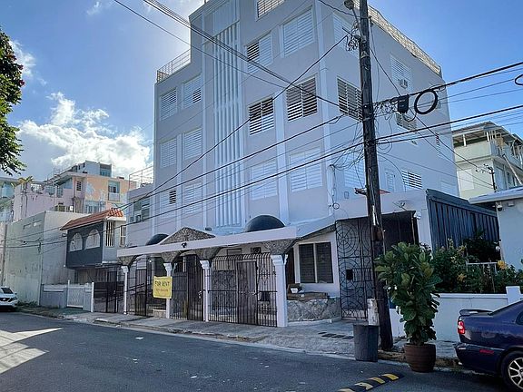 4th image of 176 Calle Perez #4A2