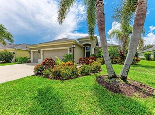 12051 Forest Park Cir, Bradenton, FL 34211